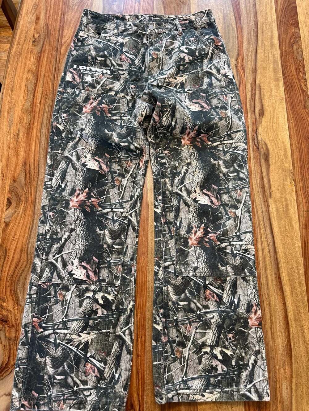 Loiter Unit Hunter Real Tree Camo Cargo Pants with Star Stitching